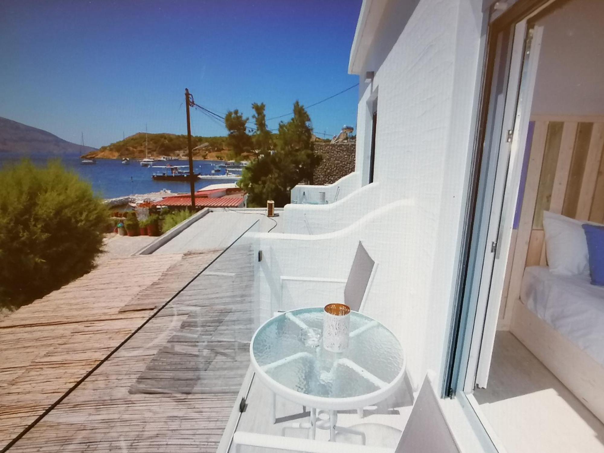 Afrodite Luxury Rooms Telendos Pokoj fotografie